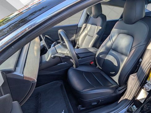 Used 2019 Tesla Model 3 Long Range image 9