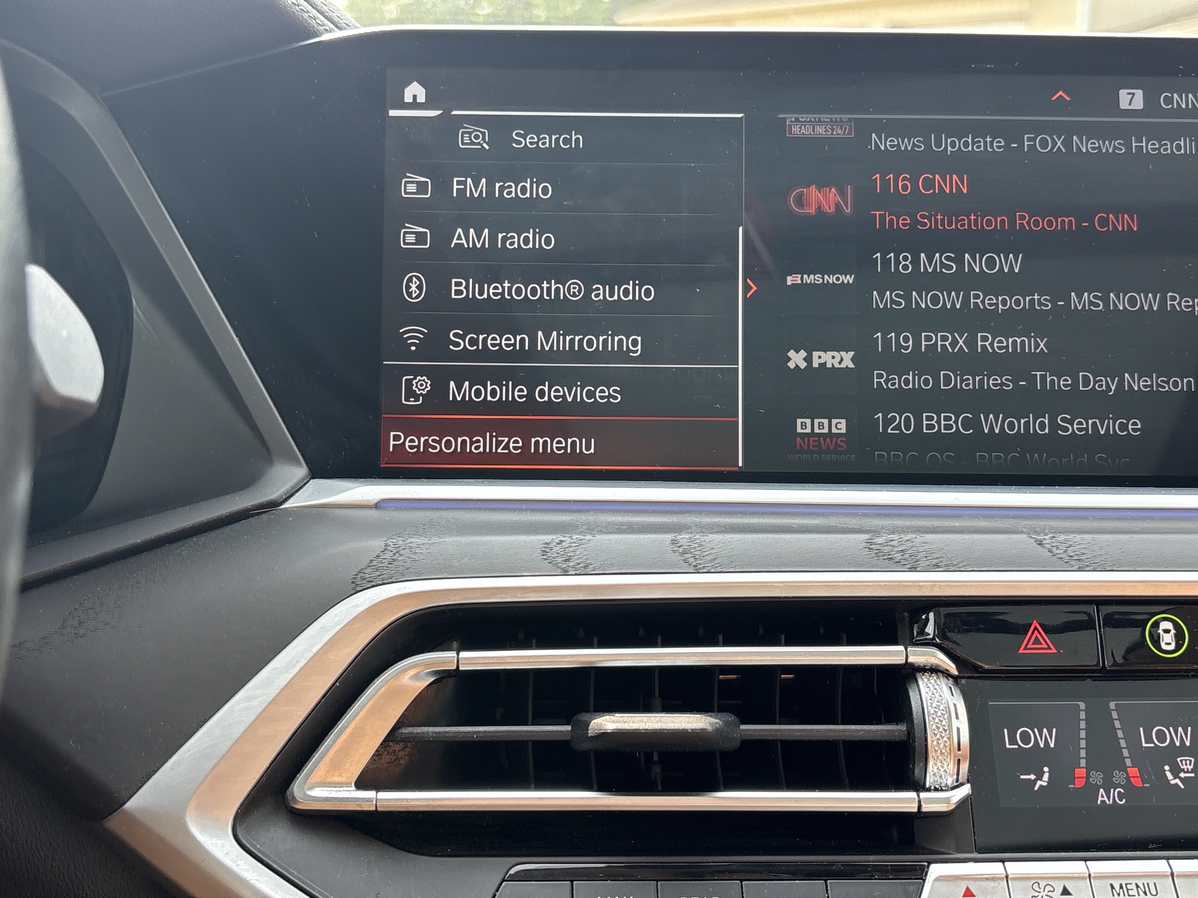 Used 2022 BMW X7 xDrive40i w/ Premium Package AWD/4WD image 22