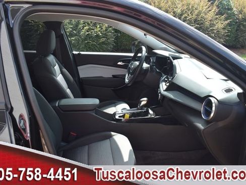 Certified 2024 Chevrolet Trax LT w/ Driver Confidence Package FWD image 21