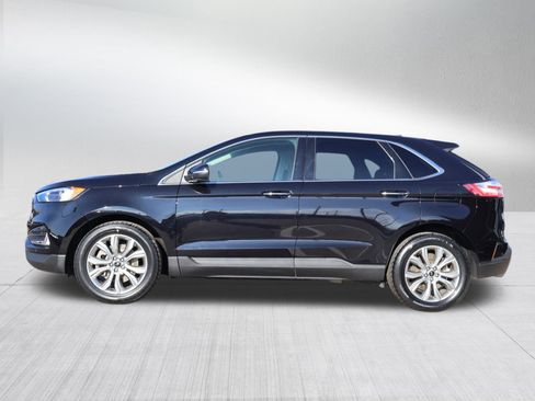 Used 2024 Ford Edge Titanium image 4