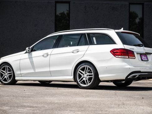 Used 2015 Mercedes-Benz E 350 4MATIC Wagon image 4