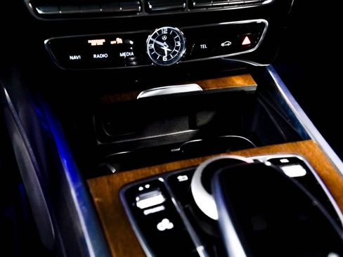 Used 2019 Mercedes-Benz G 550 w/ Exclusive Interior Package image 21