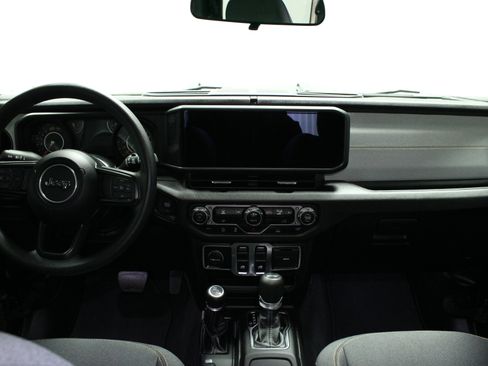 Used 2025 Jeep Wrangler Sport image 14
