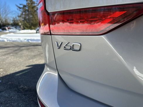 Certified 2025 Volvo V60 B5 Cross Country Plus image 38