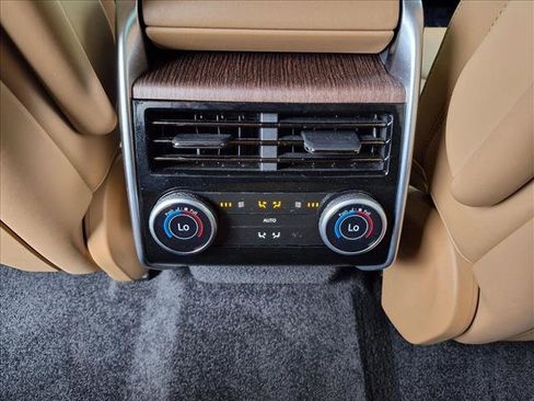 Certified 2023 Land Rover Range Rover SE AWD/4WD image 18