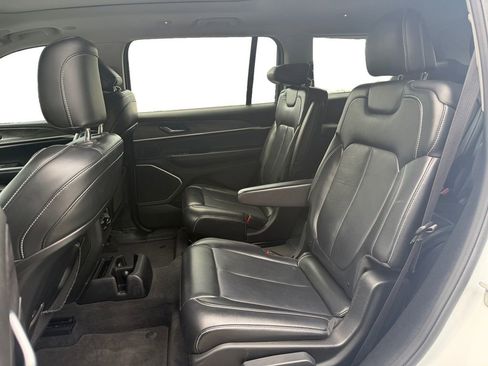 Used 2021 Jeep Grand Cherokee L Limited RWD image 13