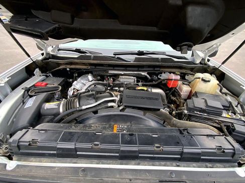 Used 2021 Chevrolet Silverado 2500 LT w/ Z71 Off-Road Package image 32