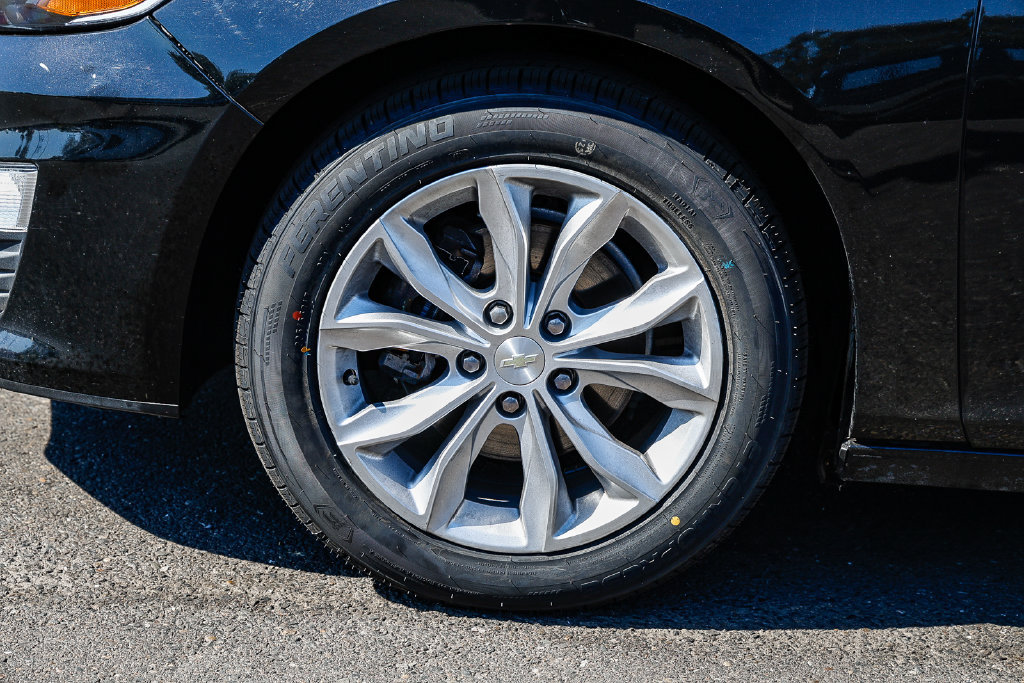 Used 2020 Chevrolet Malibu LT FWD image 16