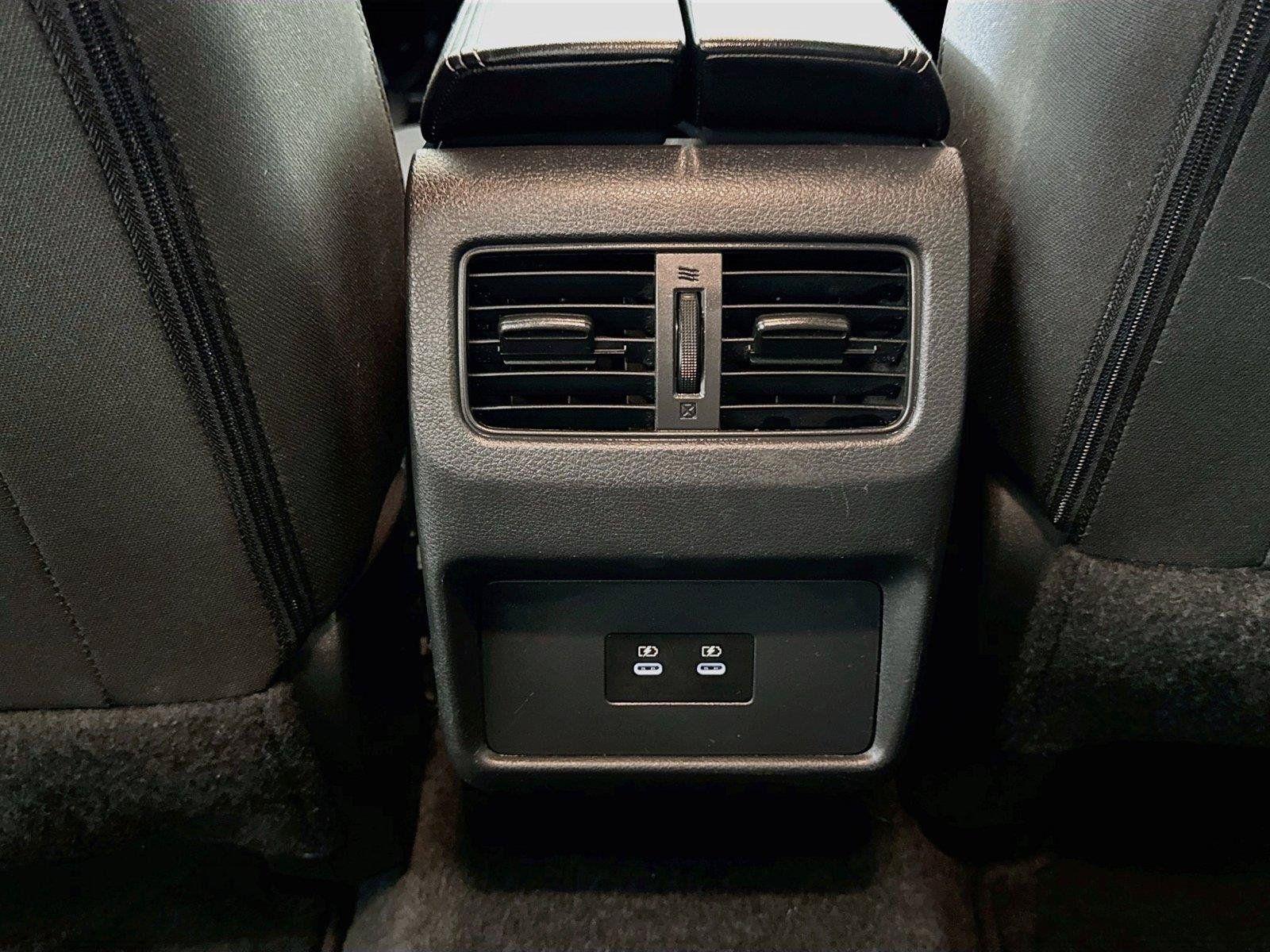Used 2025 Nissan Rogue SV FWD image 21