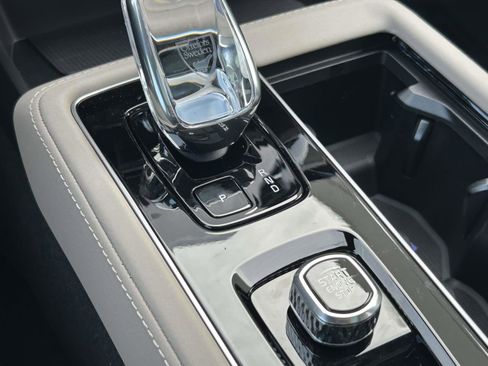 New 2026 Volvo XC90 B6 Plus w/ Protection Package Premier image 27