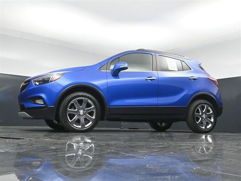 Used 2018 Buick Encore Premium w/ Experience Buick Package AWD/4WD image 27