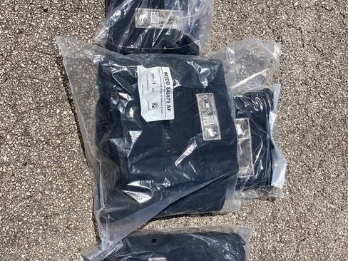 New 2025 Ford Bronco Badlands image 15