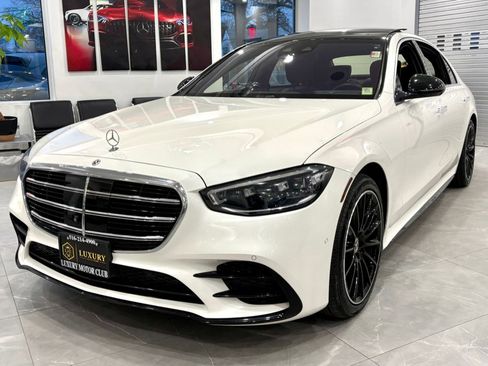 Used 2022 Mercedes-Benz S 500 4MATIC image 3