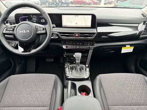 New 2026 Kia Seltos S FWD image 9