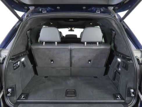 Used 2020 BMW X7 M50i image 29