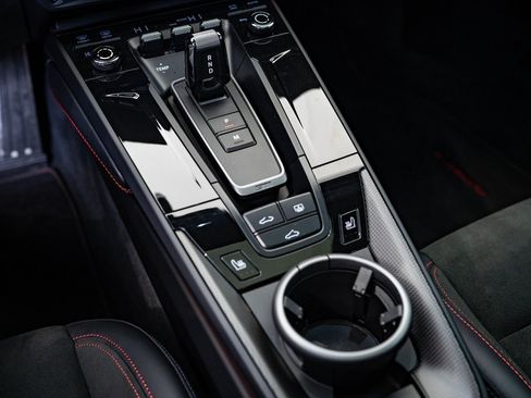 Certified 2025 Porsche 911 Carrera GTS image 34