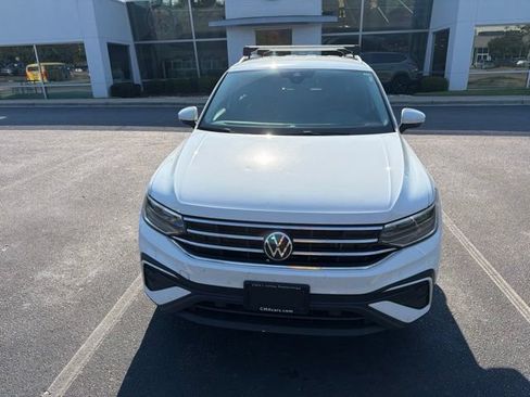 Used 2024 Volkswagen Tiguan SE AWD/4WD image 7
