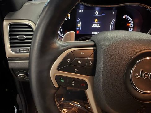 Used 2014 Jeep Grand Cherokee Overland AWD/4WD image 17