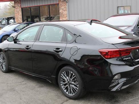 Used 2023 Kia Forte GT-Line w/ GT-Line Premium Package image 6