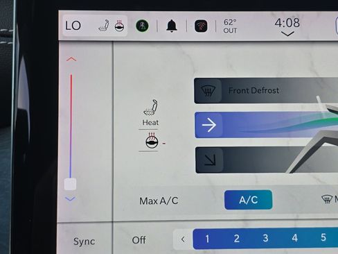 Used 2024 Jeep Grand Cherokee Limited w/ Black Appearance Package image 26