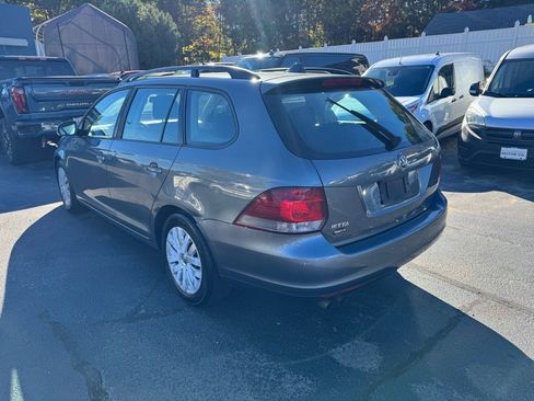 Used 2012 Volkswagen Jetta S image 4