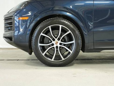 Certified 2025 Porsche Cayenne S AWD/4WD image 42