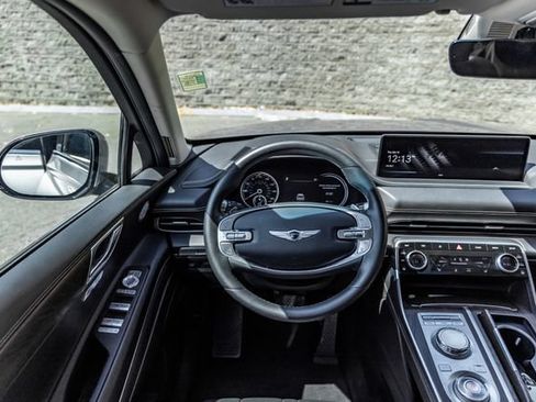 Used 2024 Genesis GV80 2.5T AWD/4WD image 25