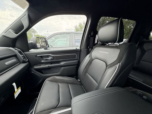 New 2026 RAM 1500 Laramie AWD/4WD image 31