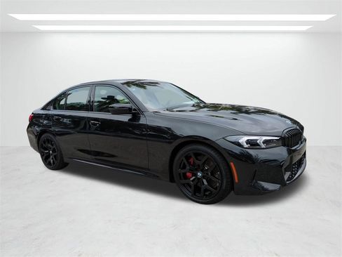 New 2025 BMW 330i Sedan w/ M Sport Package image 2