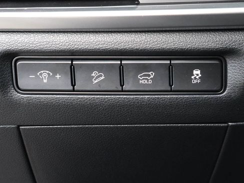 Used 2025 Kia Telluride S FWD image 15