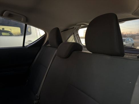 Used 2015 Toyota Prius C Four image 8