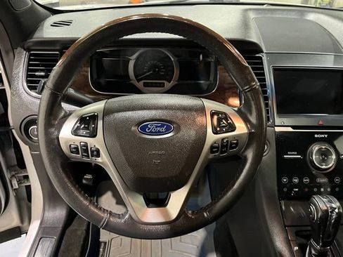 Used 2018 Ford Taurus Limited image 23