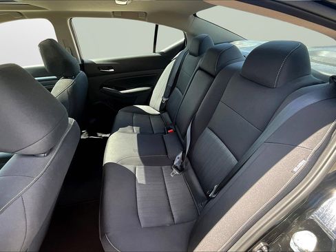 Used 2022 Nissan Altima 2.5 SV w/ SV Premium Package image 18