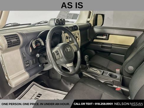 Used 2008 Toyota FJ Cruiser 4WD image 9