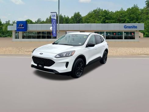 Used 2022 Ford Escape SE w/ Convenience Package AWD/4WD image 3