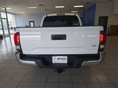 Used 2023 Toyota Tacoma SR5 image 7