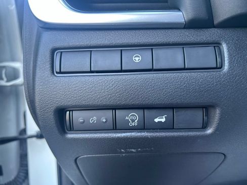 Certified 2023 Nissan Rogue SV w/ SV Premium B Package AWD/4WD image 20