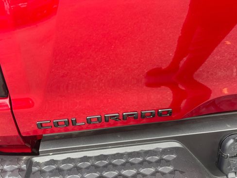New 2025 Chevrolet Colorado Trail Boss w/ Midnight Edition image 17