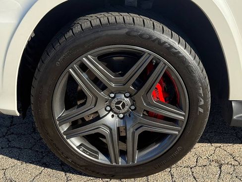 Used 2014 Mercedes-Benz GL 63 AMG 4MATIC image 15