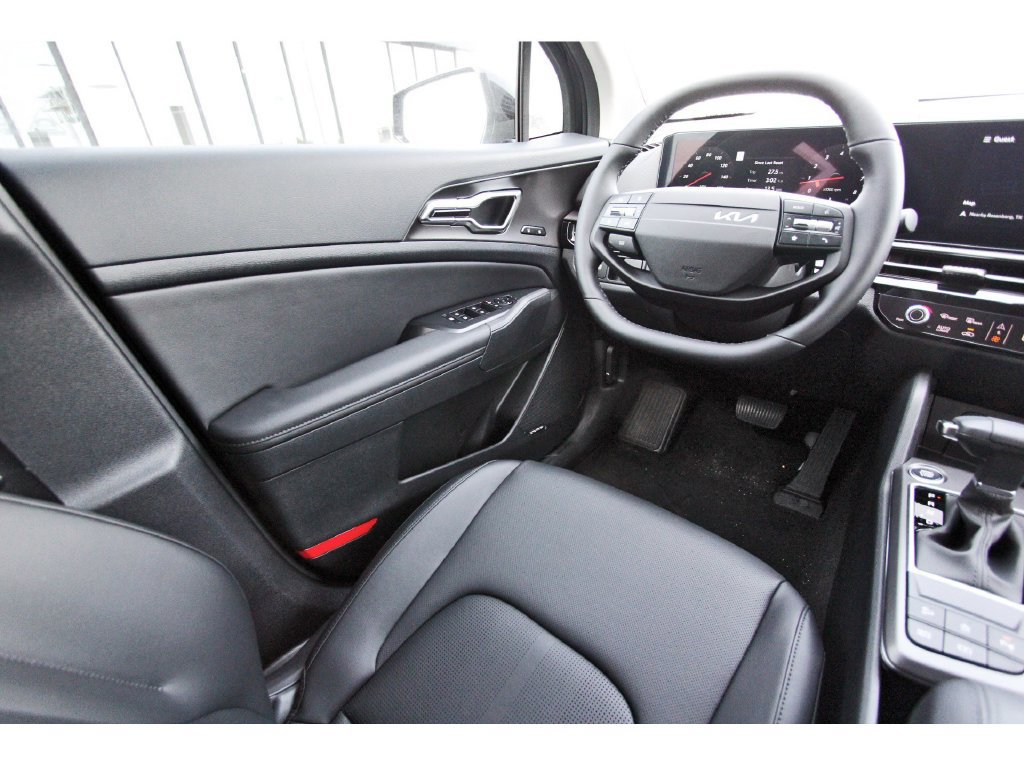 New 2026 Kia Sportage SX FWD image 9