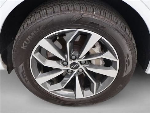 Used 2023 Audi Q5 2.0T Premium w/ Convenience Package AWD/4WD image 30
