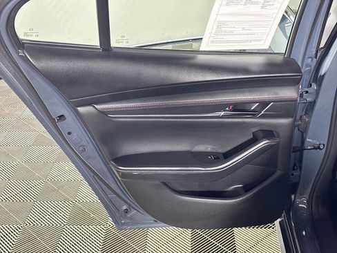 Used 2024 MAZDA MAZDA3 s image 19