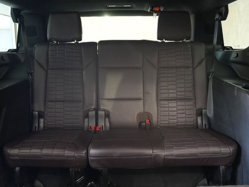 Used 2021 Cadillac Escalade Sport Platinum AWD/4WD image 39