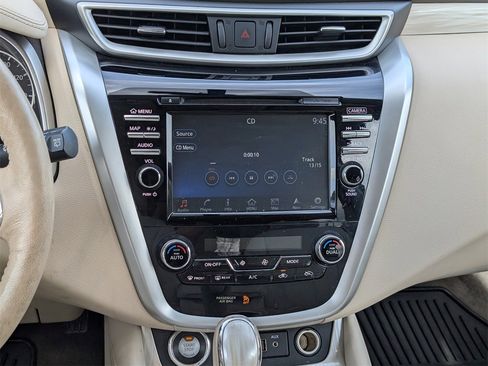 Used 2018 Nissan Murano SL w/ Moonroof Package image 12