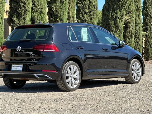 Used 2019 Volkswagen Golf SE w/ Driver Assistance Package FWD image 4