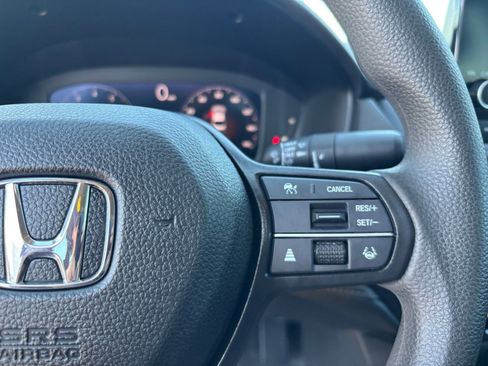 Used 2023 Honda Accord EX image 24