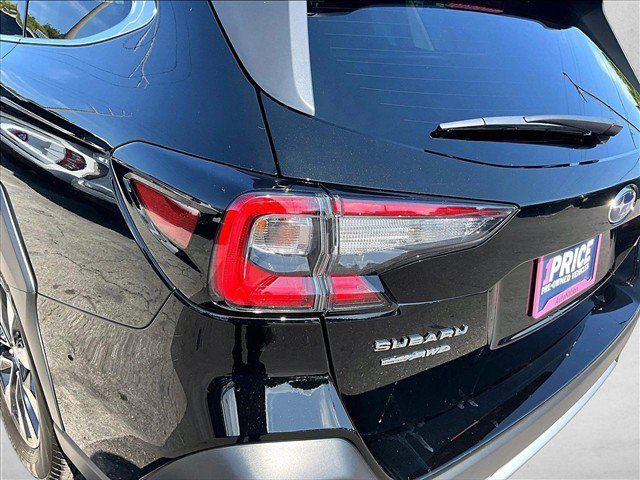 Used 2025 Subaru Outback Touring AWD/4WD image 30