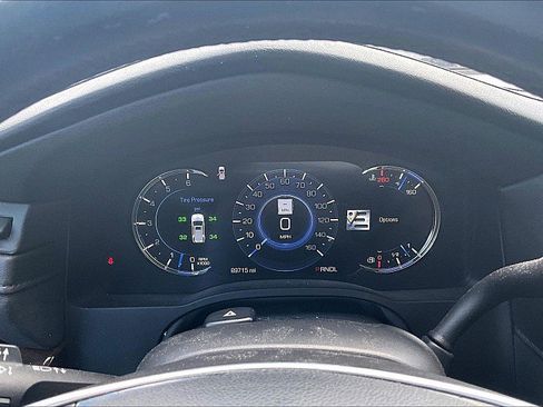 Used 2020 Cadillac Escalade Luxury RWD image 18