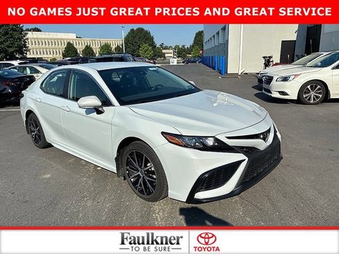 Certified 2024 Toyota Camry SE FWD image 2