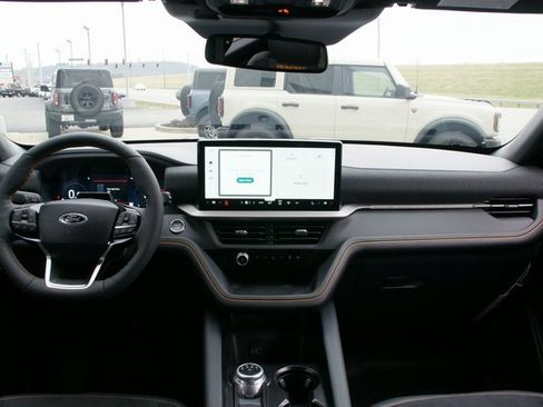 New 2026 Ford Explorer Tremor image 37